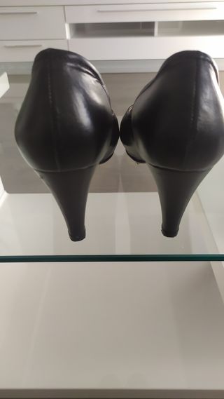 Zapatos negros piél Gloria Ortiz