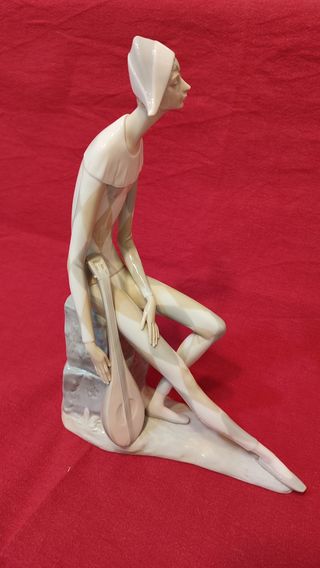 NAO-LLADRÓ ARLEQUIN CON MANDOLINA