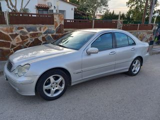 Mercedes-Benz Clase C 2001