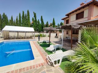 Chalet alquiler temporal vacacional grupos rural