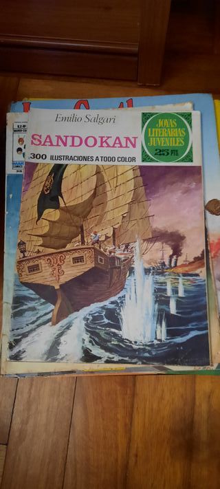 Colección de comics y novelas gráficas