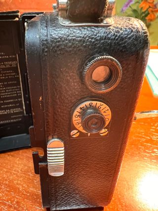 Cámara PATHE BABY antigua, para Museo o colección.