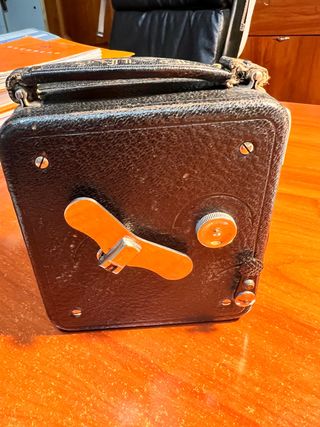 Cámara PATHE BABY antigua, para Museo o colección.