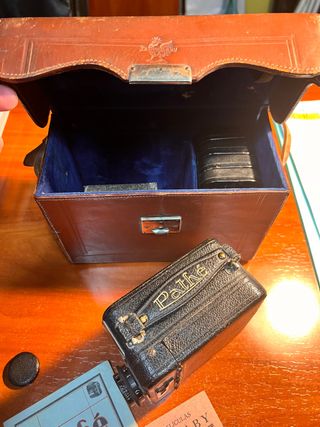 Cámara PATHE BABY antigua, para Museo o colección.