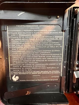 Cámara PATHE BABY antigua, para Museo o colección.