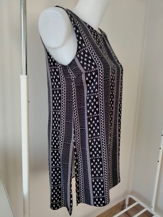 Camisola negra estampada