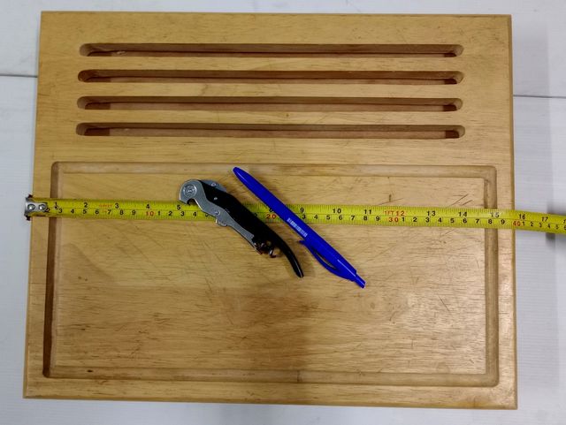 Set de Cuchillos, Tabla y Cajonera.