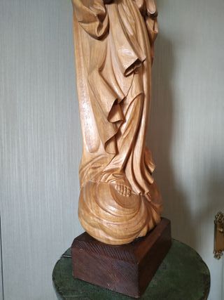 55,5 cm. Cristo Sagrado Corazón de madera