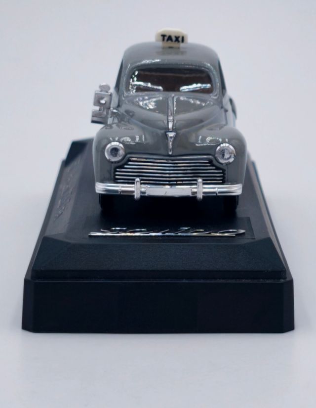 PEUGEOT 203 TAXI REF. 4557 1/43 SOLIDO