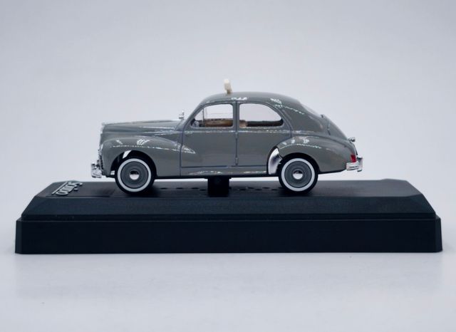 PEUGEOT 203 TAXI REF. 4557 1/43 SOLIDO