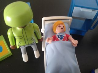 Playmobil conjunto sanitarios.
