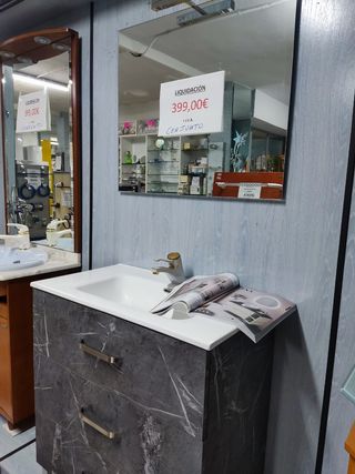 Mueble de lavabo con espejo