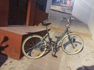 se vende bicicleta  antigua  de paseo 