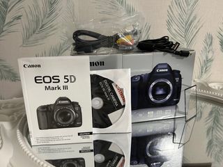 Kit CANON 5D Mark iii + Canon 50mm II- 1.8