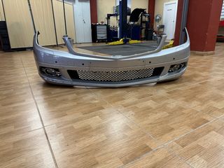 Parachoques Mercedes w204 familiar estate