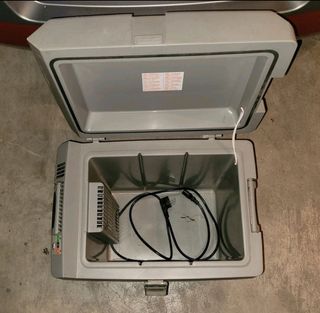 Nevera eléctrica portátil