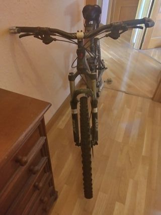 Bicicleta MTB TREK doble amortiguación