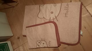 asciugamani hello kitty