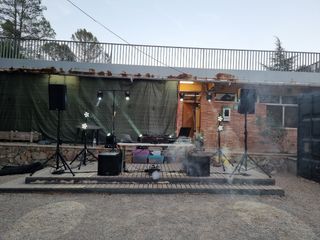 Alquiler equipo sonido, iluminación.