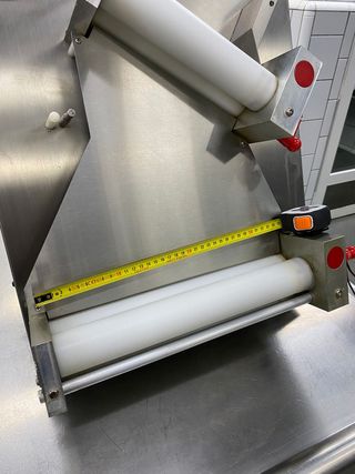 formadora de pizzas de rodillos de 35cm movilfrit