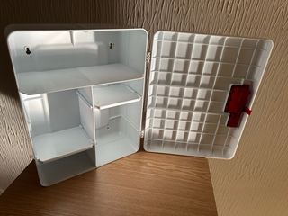 Armarios de baño y aseo.