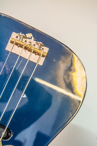 replica fender bass 51