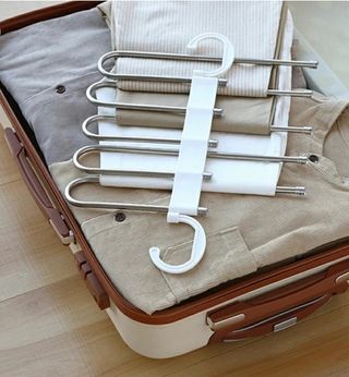 Percha 5 pantalones blanca con antideslizante