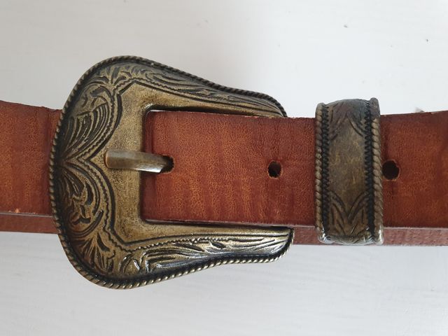 Lote cinturón de piel color marrón