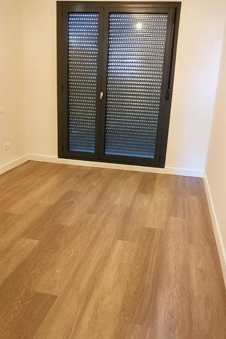 INSTALACIÓN TARIMA Y SPC · VALENCIA