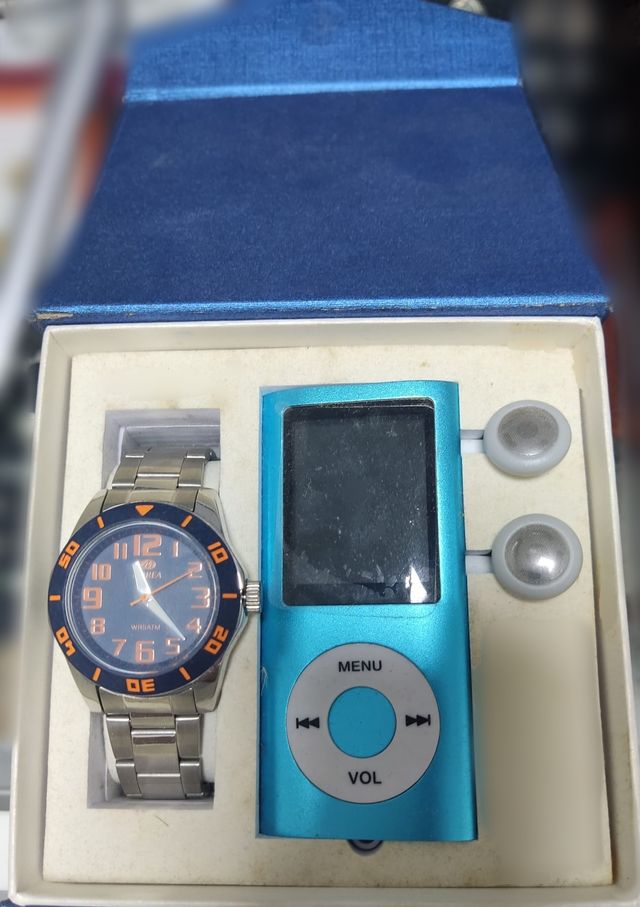 Reloj niño + regalo