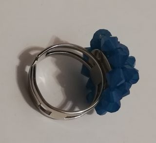 Sortija bisutería de tupies Swarovski. 