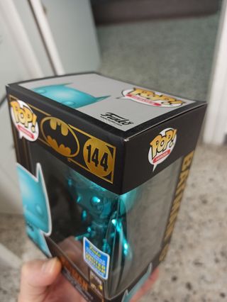 Funko Batman cromado azul 144