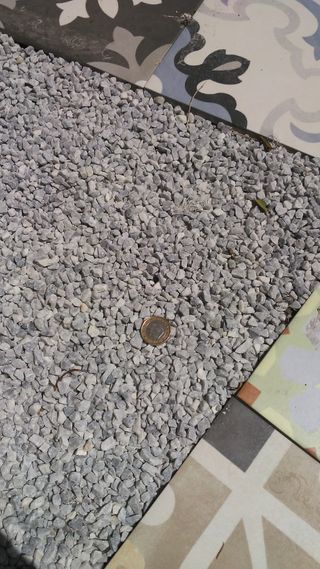 Piedras-chinas decorativas para jardineras-macetas