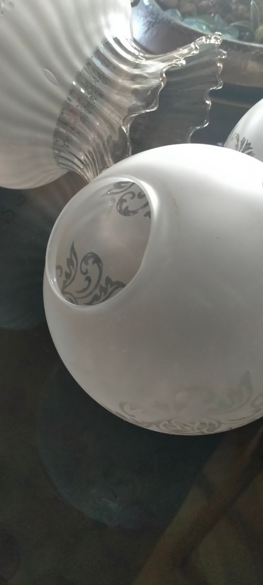 1Tulipa y 2 globos de cristal