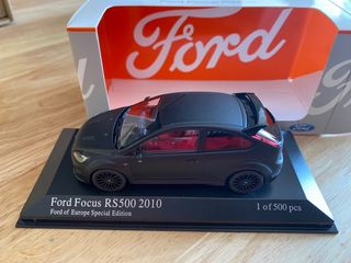 Ford Focus RS500 escala 1:43 Minichamps