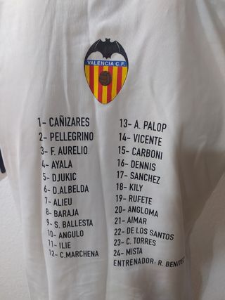 T-shirt Nike Valencia C.F em segunda mão durante 20 EUR em