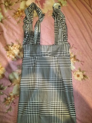mono vestido veraniego 