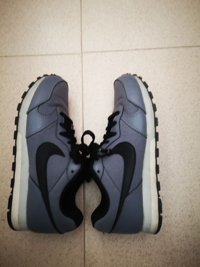 Nike md runner 2