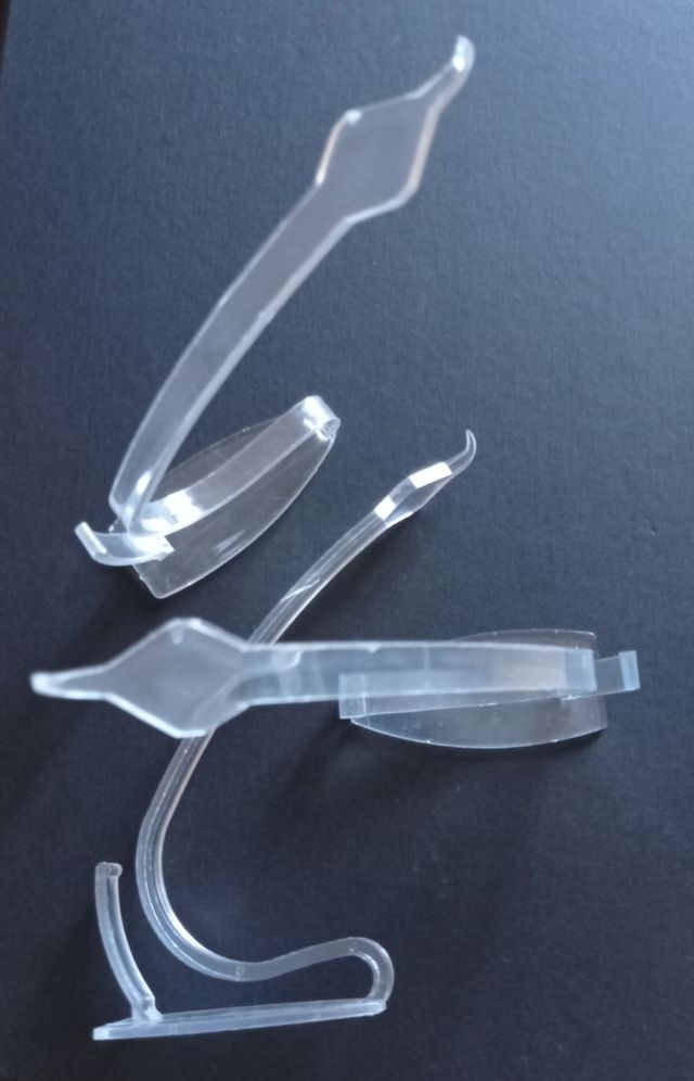 3 expositores pulseras