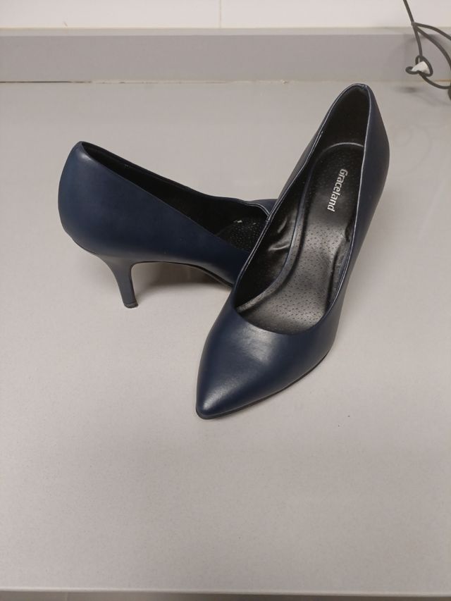zapatos mujer tacón azul marino