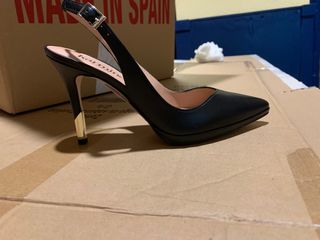 Salones en pielA estrenar n 37 de altísima calidad