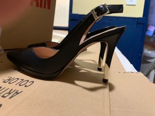 Salones en pielA estrenar n 37 de altísima calidad