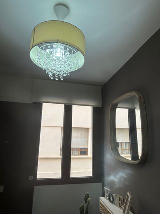 OFERTA! Lampara de diseño, color Blanco roto.