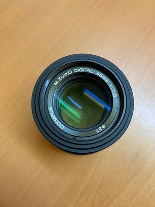 Olympus 45 1.8