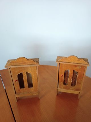 Juguete antiguo, armario