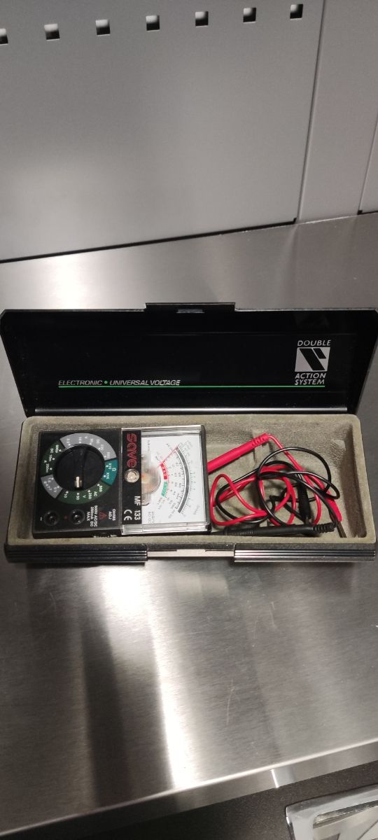 Voltmetro in vendita