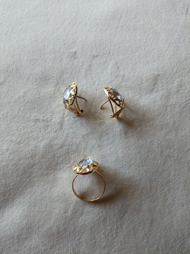 Conjunto pendientes y anillo oro 18k