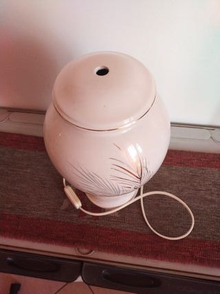 Baule in ceramica portalampada