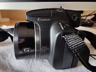 Cámara de fotos seminueva SONY