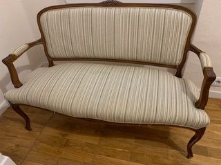 Banco estilo Isabelino